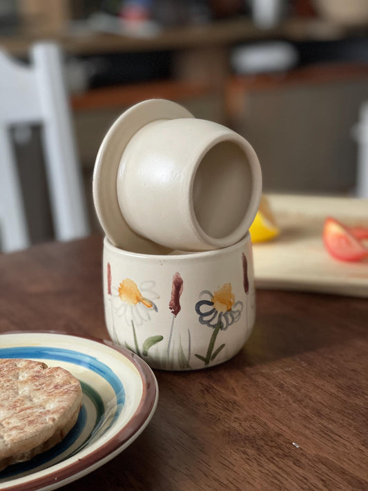 Sviesta zvaniņš. Uzglabā sviestu bez ledusskapja