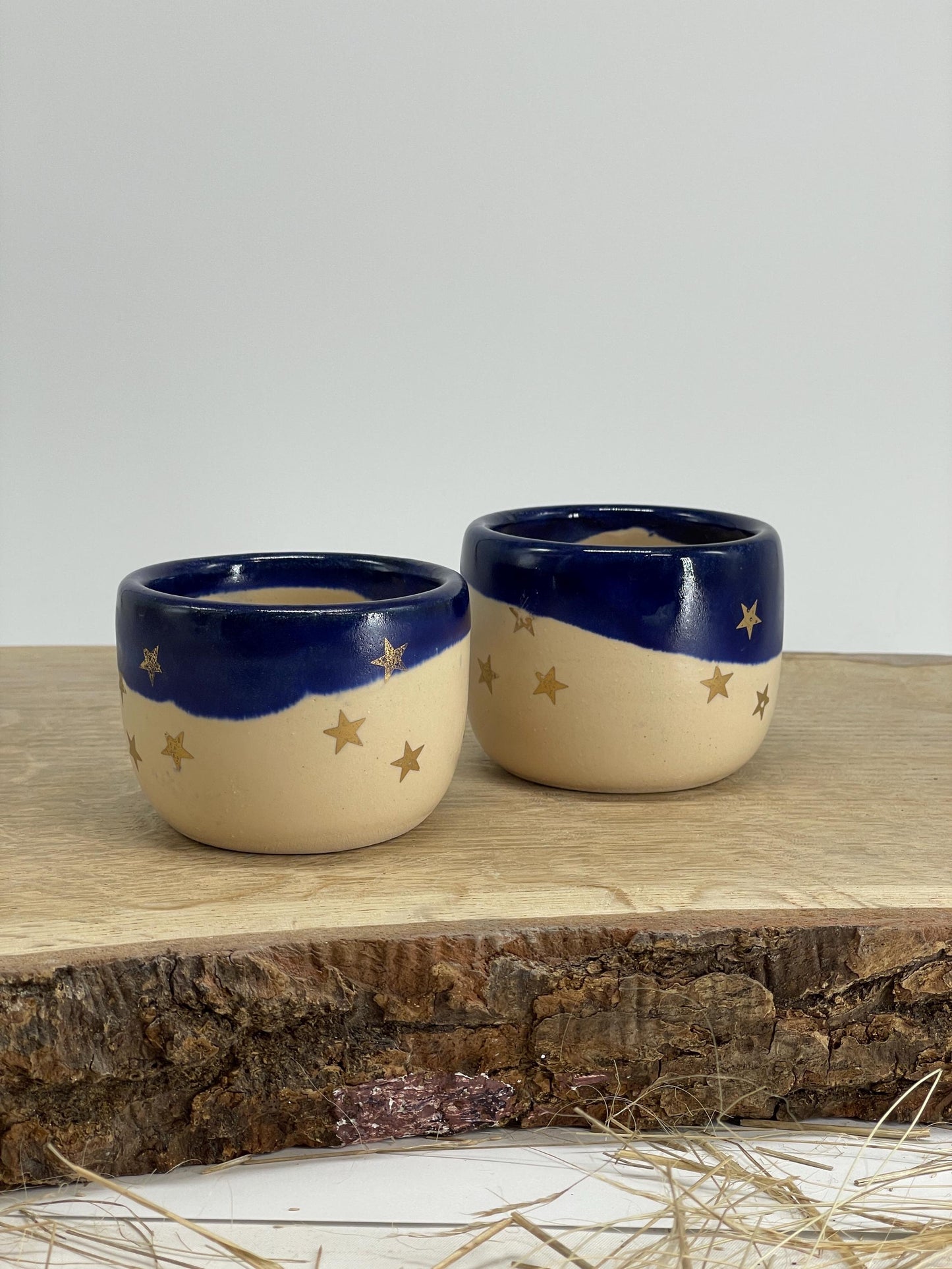 2 trauciņu komplekts. Mazas glāzītes.