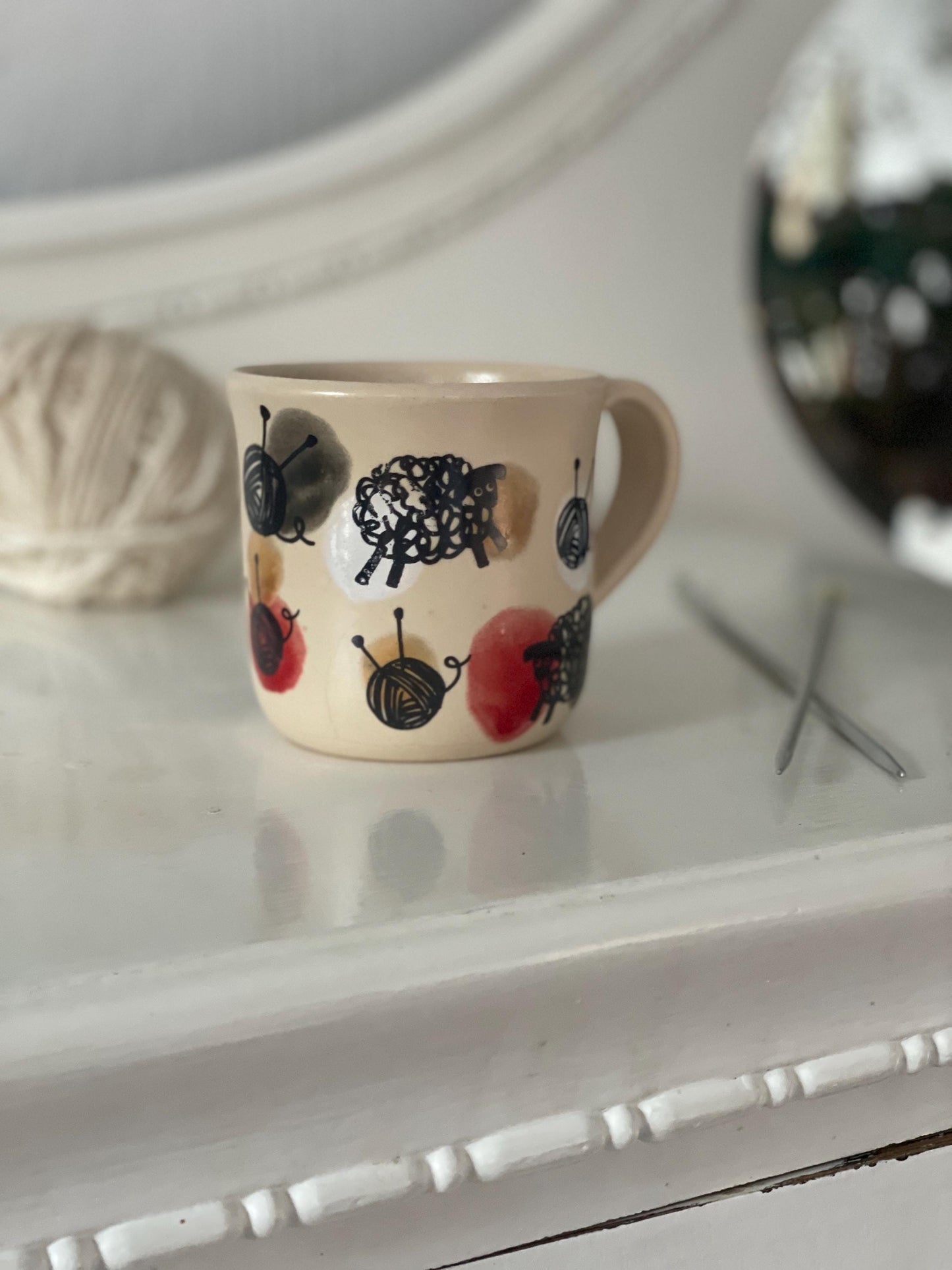 Melno aitu krūzīte