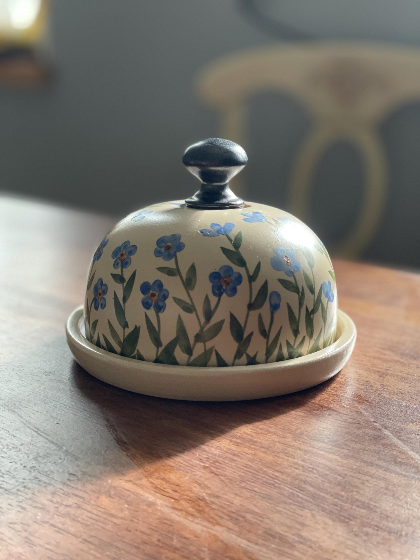 Keramikas sviesta trauks