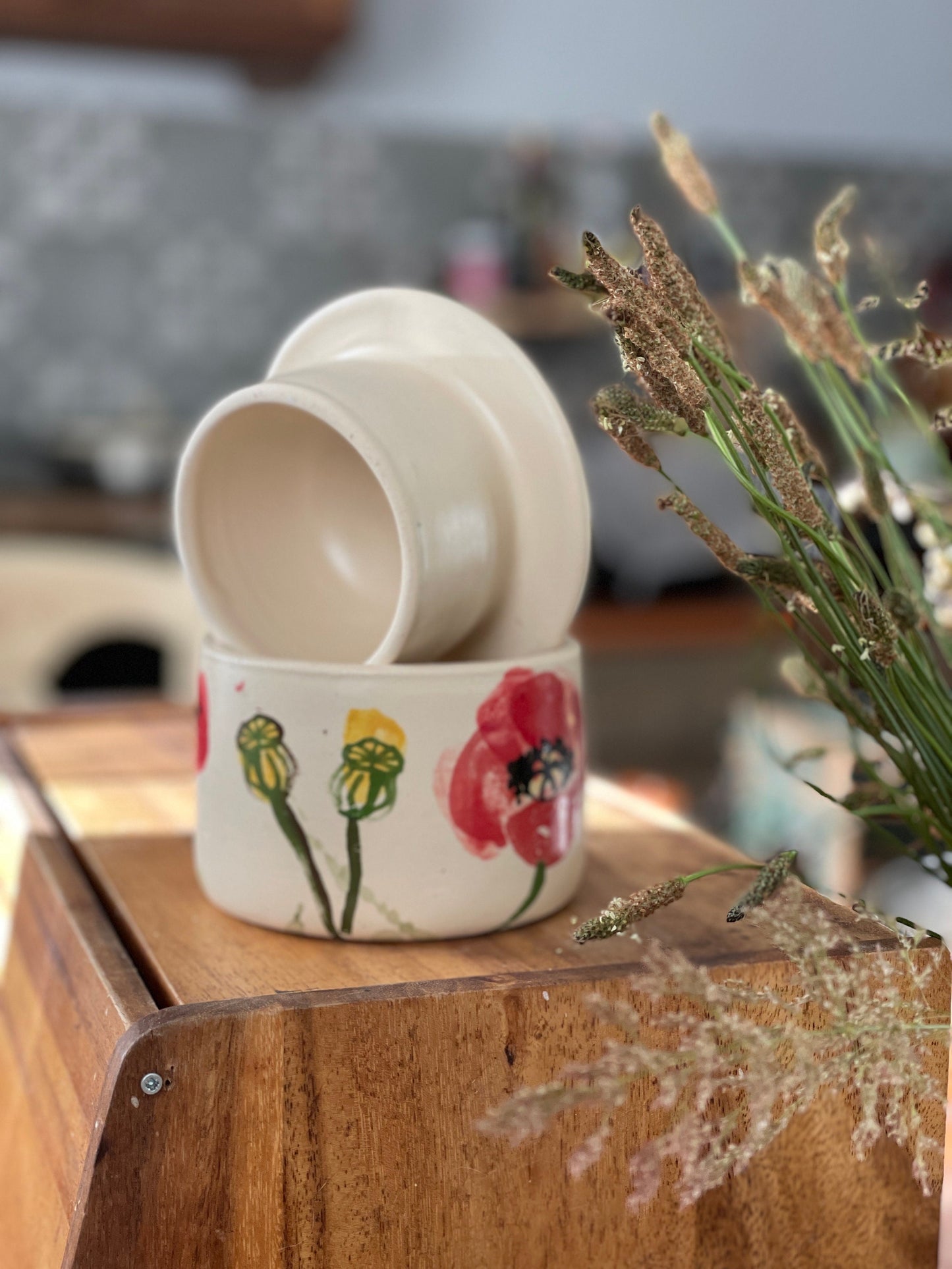 Sviesta zvaniņš. Uzglabā sviestu bez ledusskapja