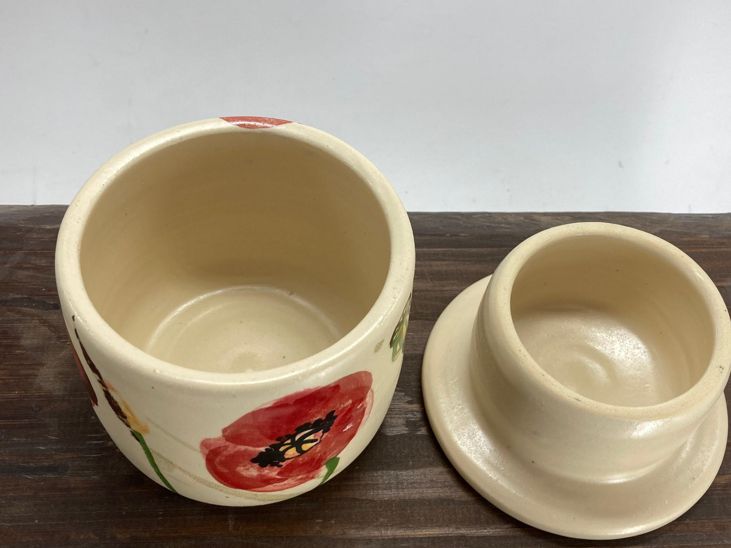 Sviesta zvaniņš. Uzglabā sviestu bez ledusskapja