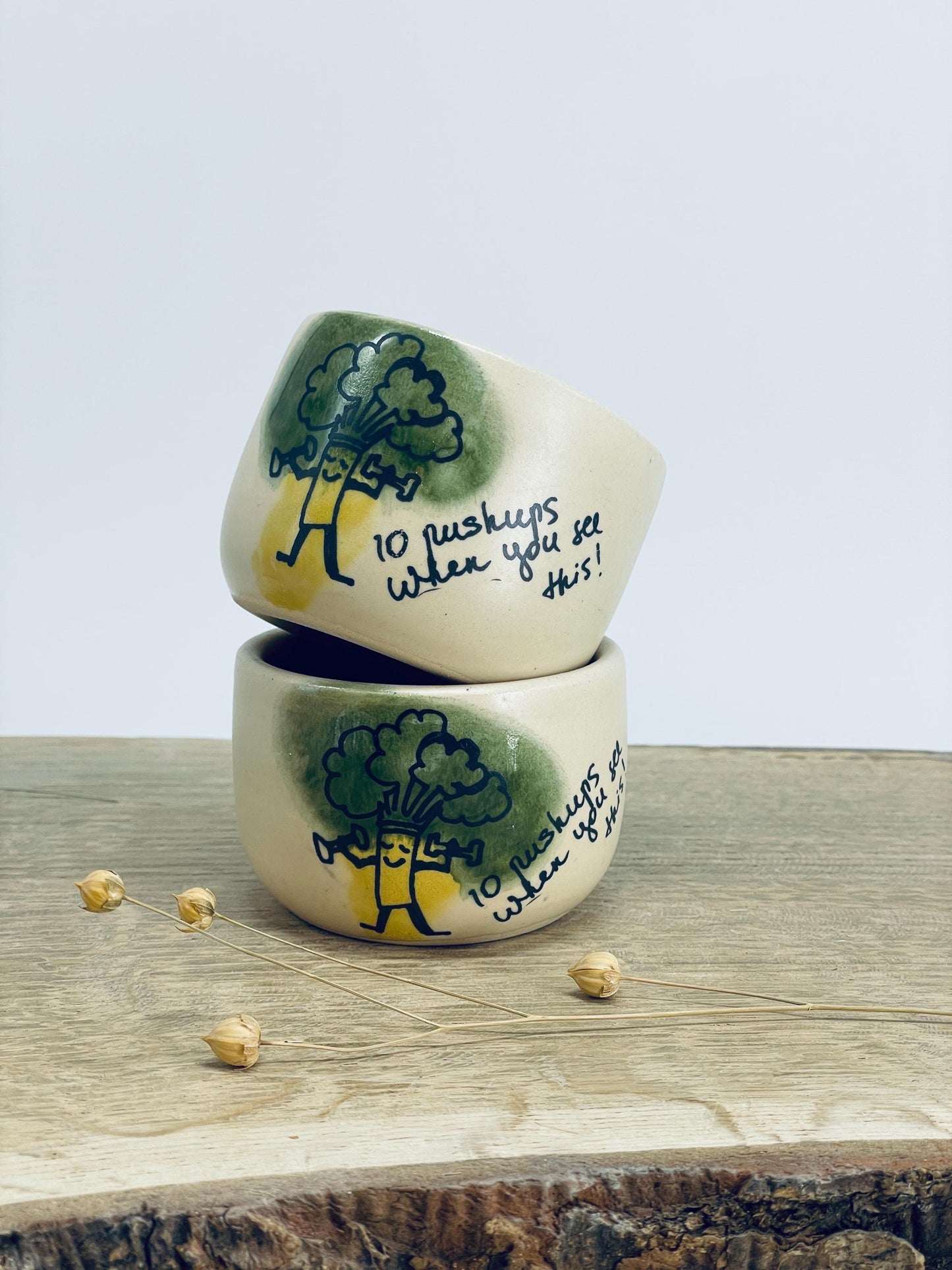 2 trauciņu komplekts. Mazas glāzītes.