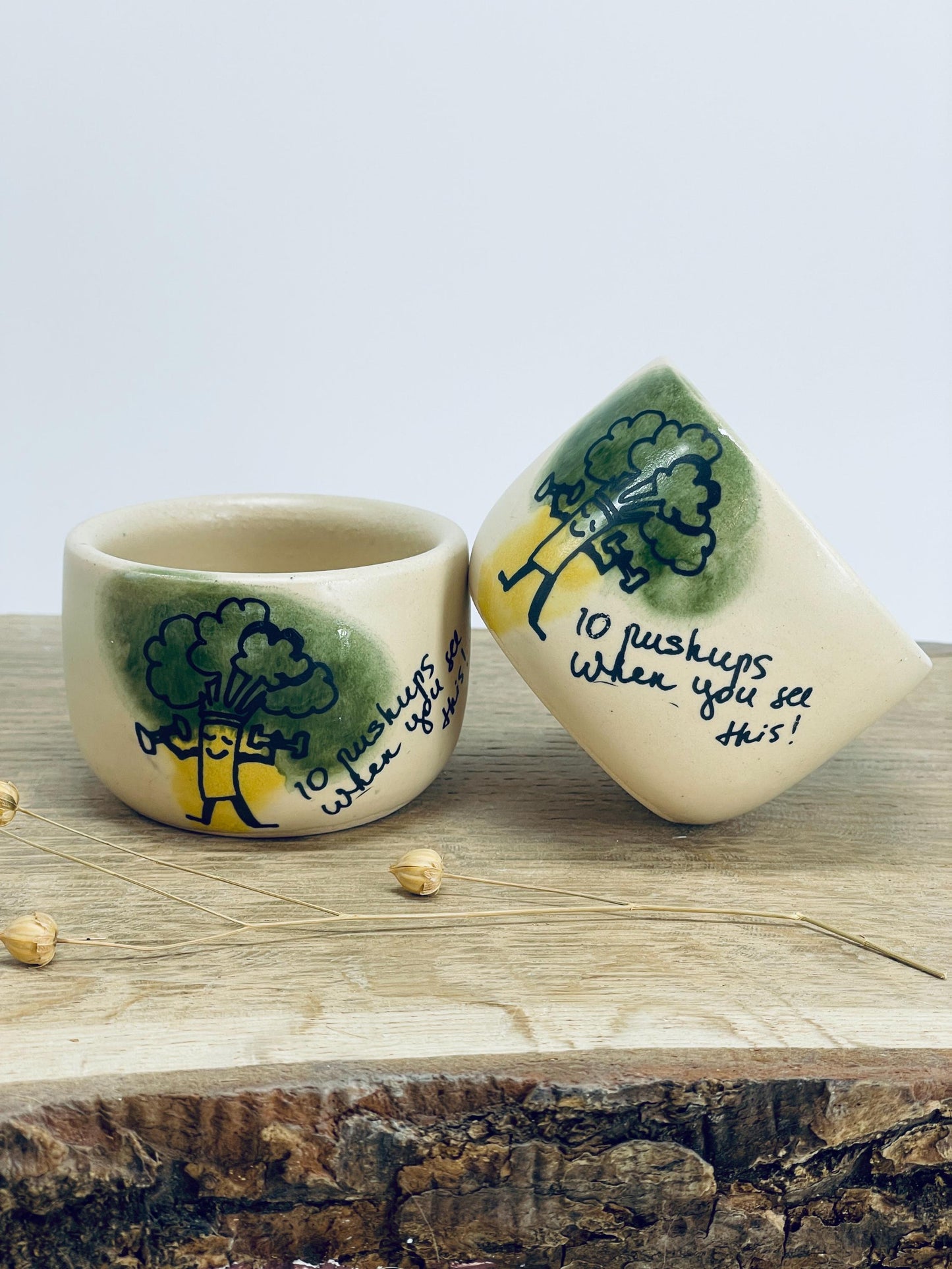 2 trauciņu komplekts. Mazas glāzītes.