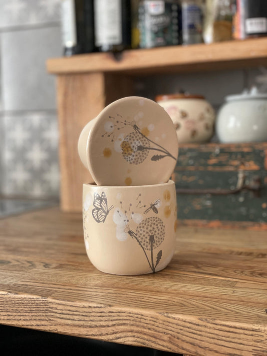 Sviesta zvaniņš. Uzglabā sviestu bez ledusskapja