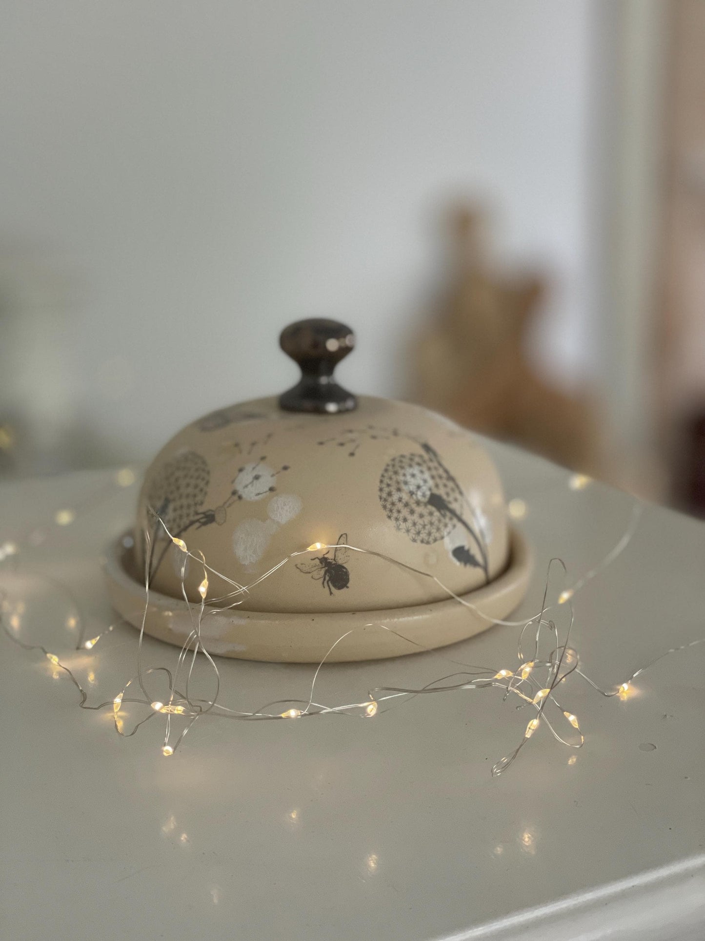 Sviesta trauks – vienkāršs, elegants un funkcionāls