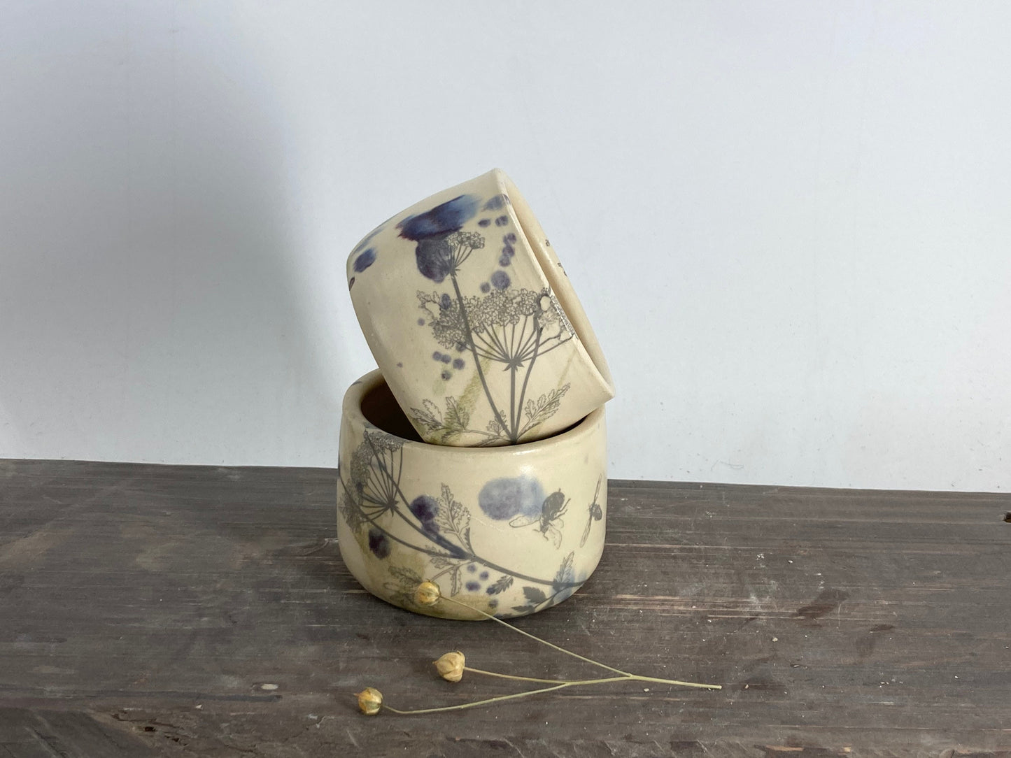 2 trauciņu komplekts. Mazas glāzītes. 