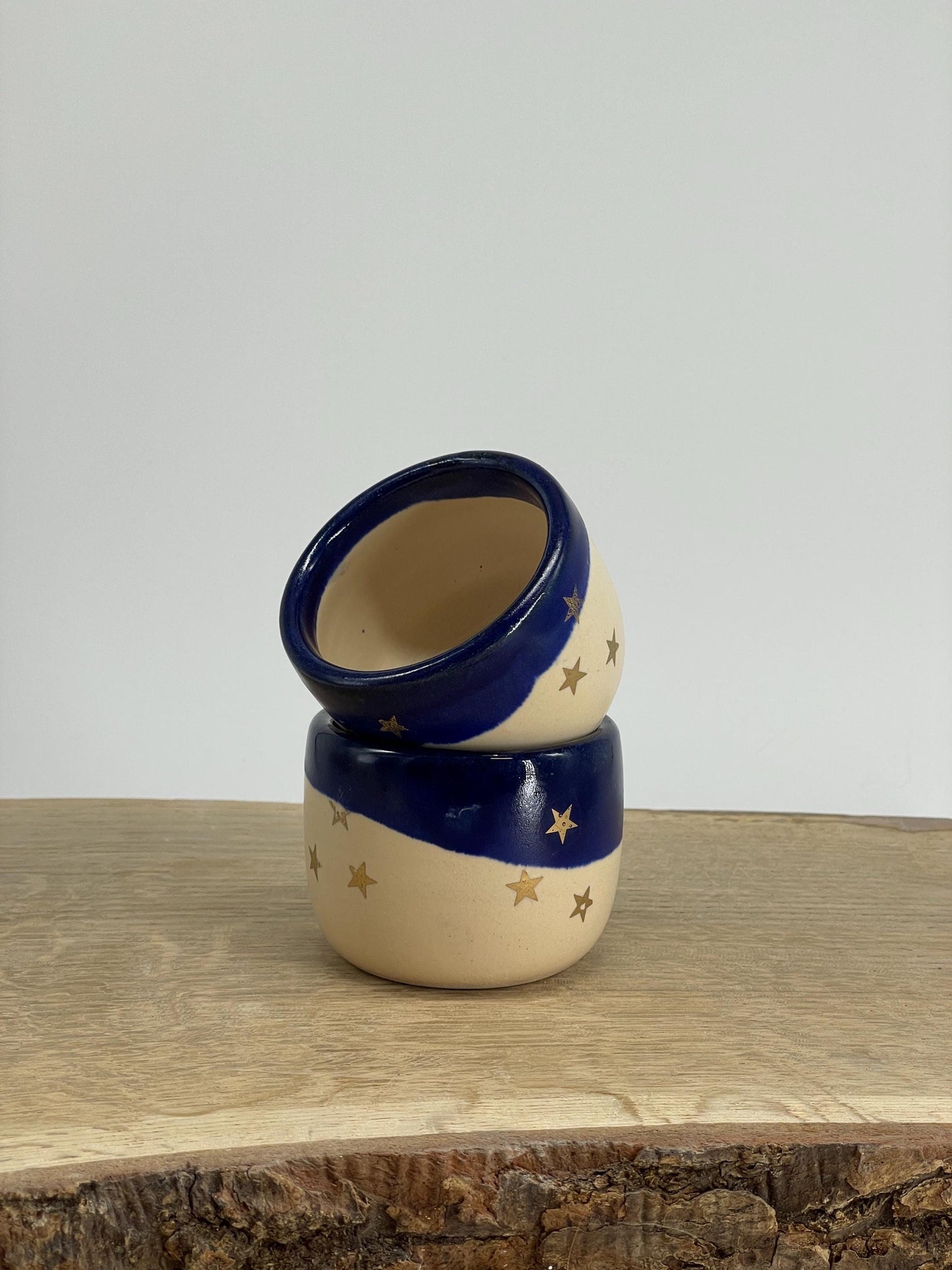 2 trauciņu komplekts. Mazas glāzītes.