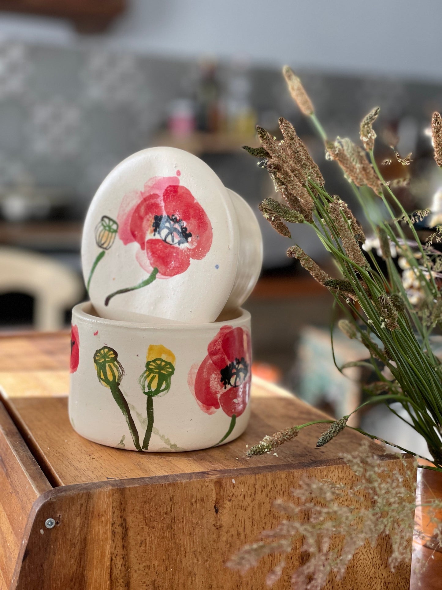 Sviesta zvaniņš. Uzglabā sviestu bez ledusskapja