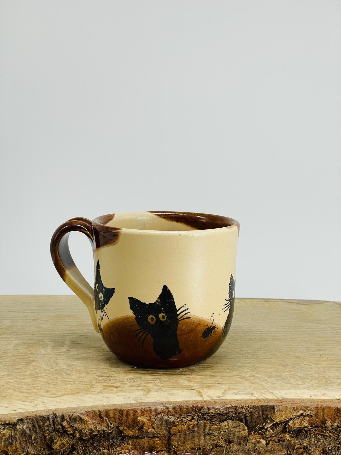 Krūzīte ar kaķiem