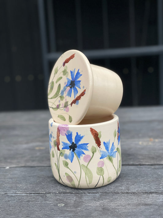 Sviesta zvaniņš. Uzglabā sviestu bez ledusskapja