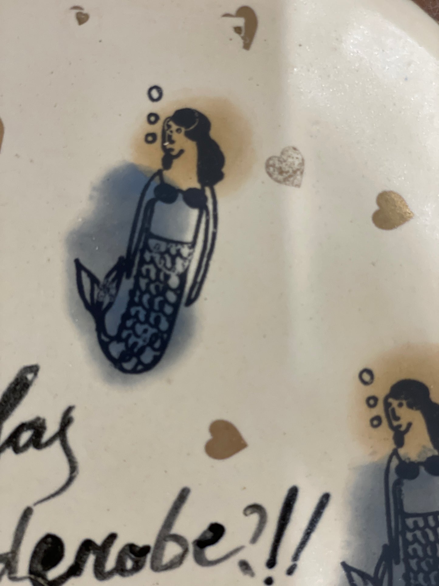 Šķīvis "Kapsulas garderobe" 