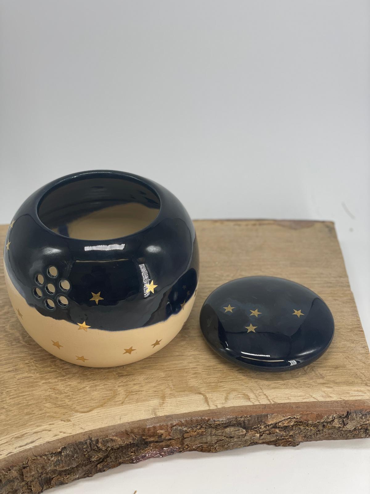 Ķiploku pods ar zvaigznēm