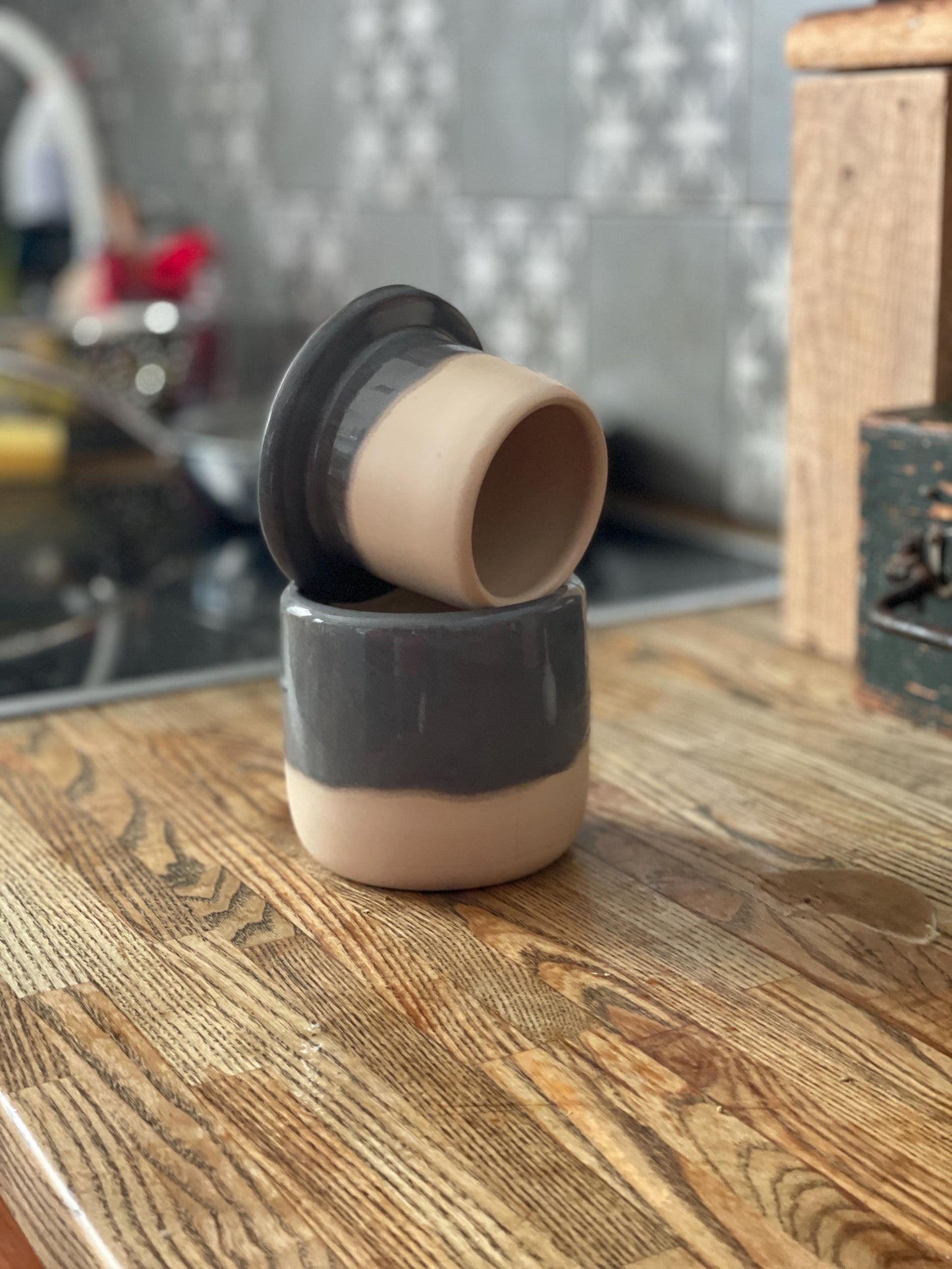 Sviesta zvaniņš. Uzglabā sviestu bez ledusskapja