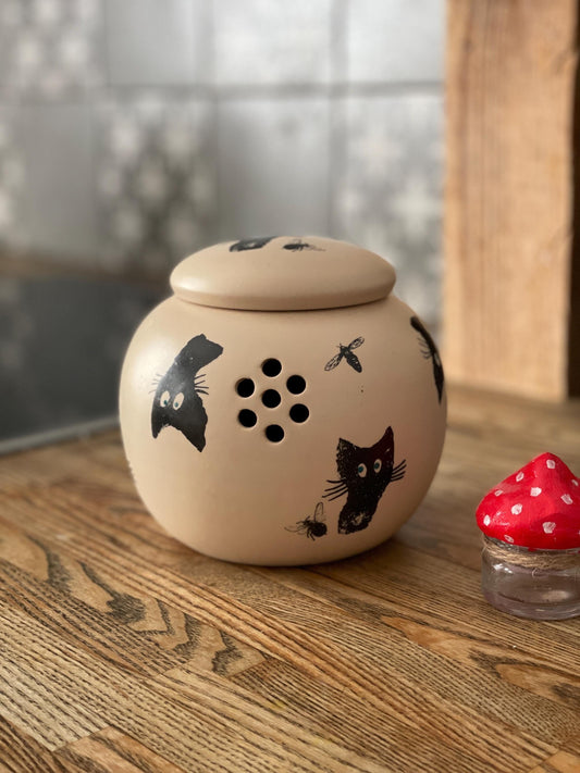 Ķiploku pods — saglabājiet ķiplokus svaigus un sausus