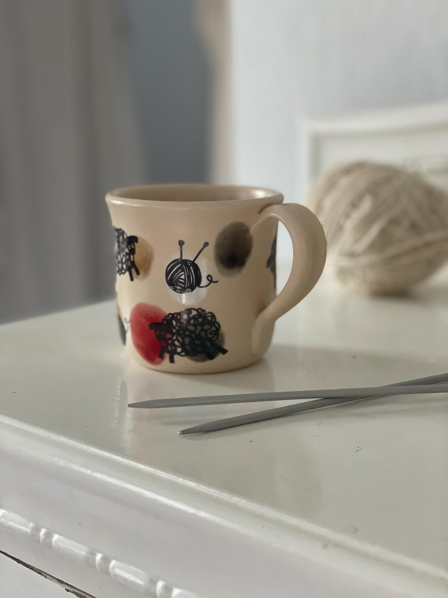 Melno aitu krūzīte