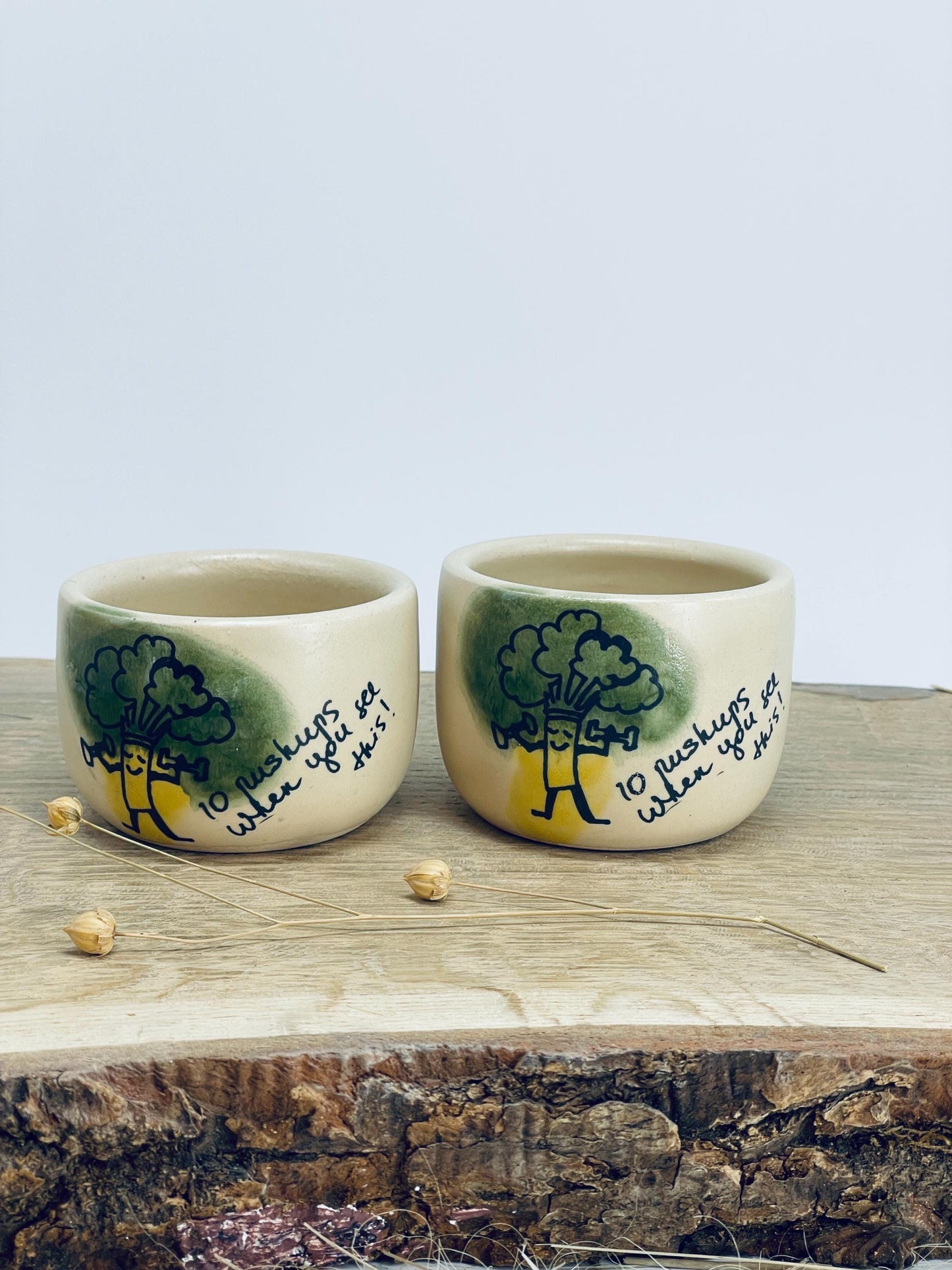 2 trauciņu komplekts. Mazas glāzītes.