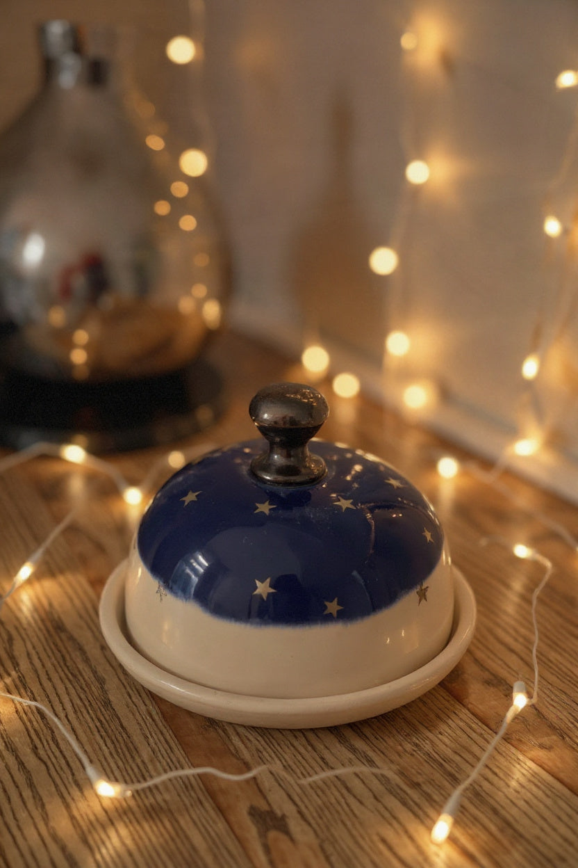 Keramikas sviesta trauks 