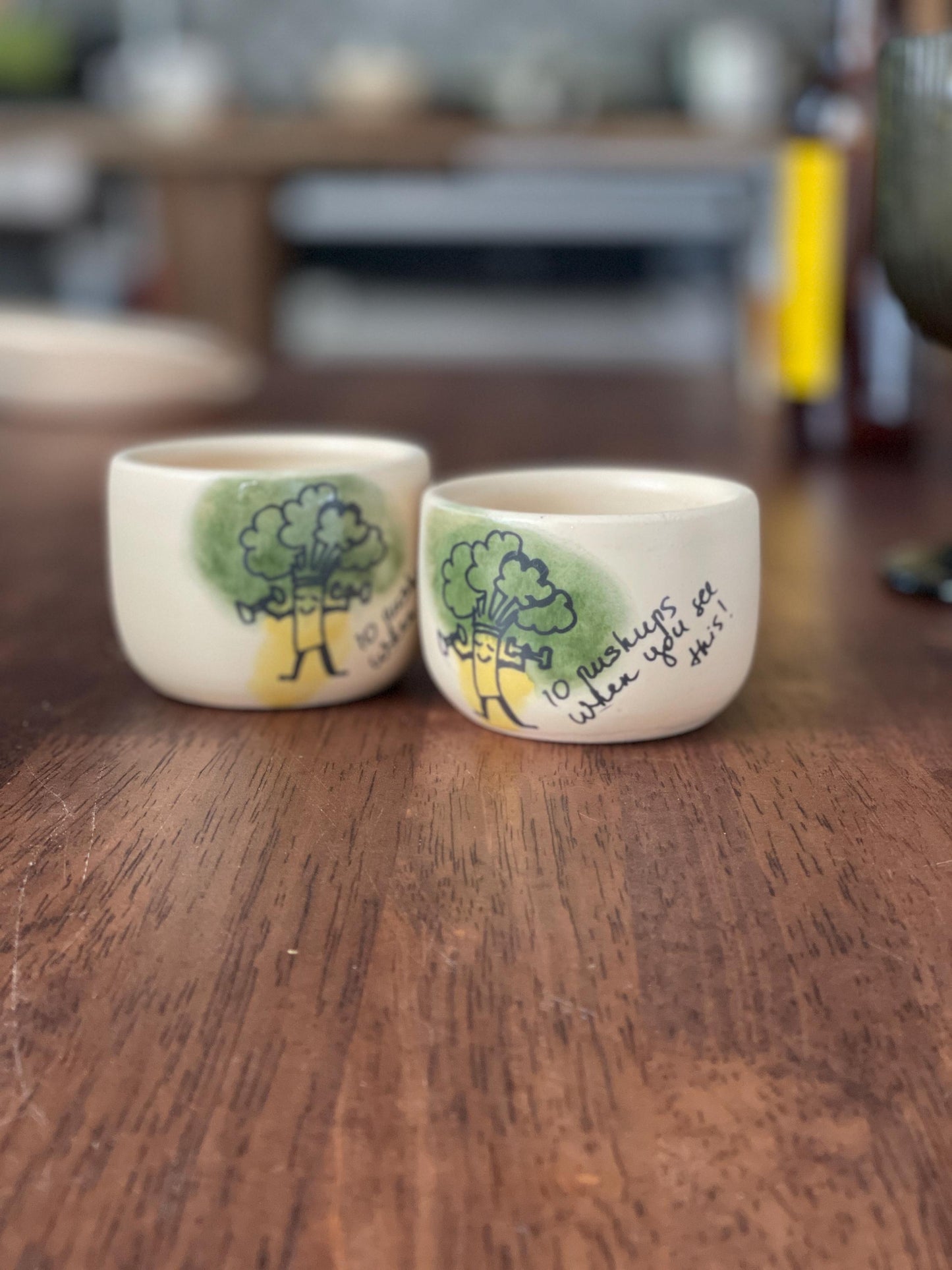 2 trauciņu komplekts. Mazas glāzītes.