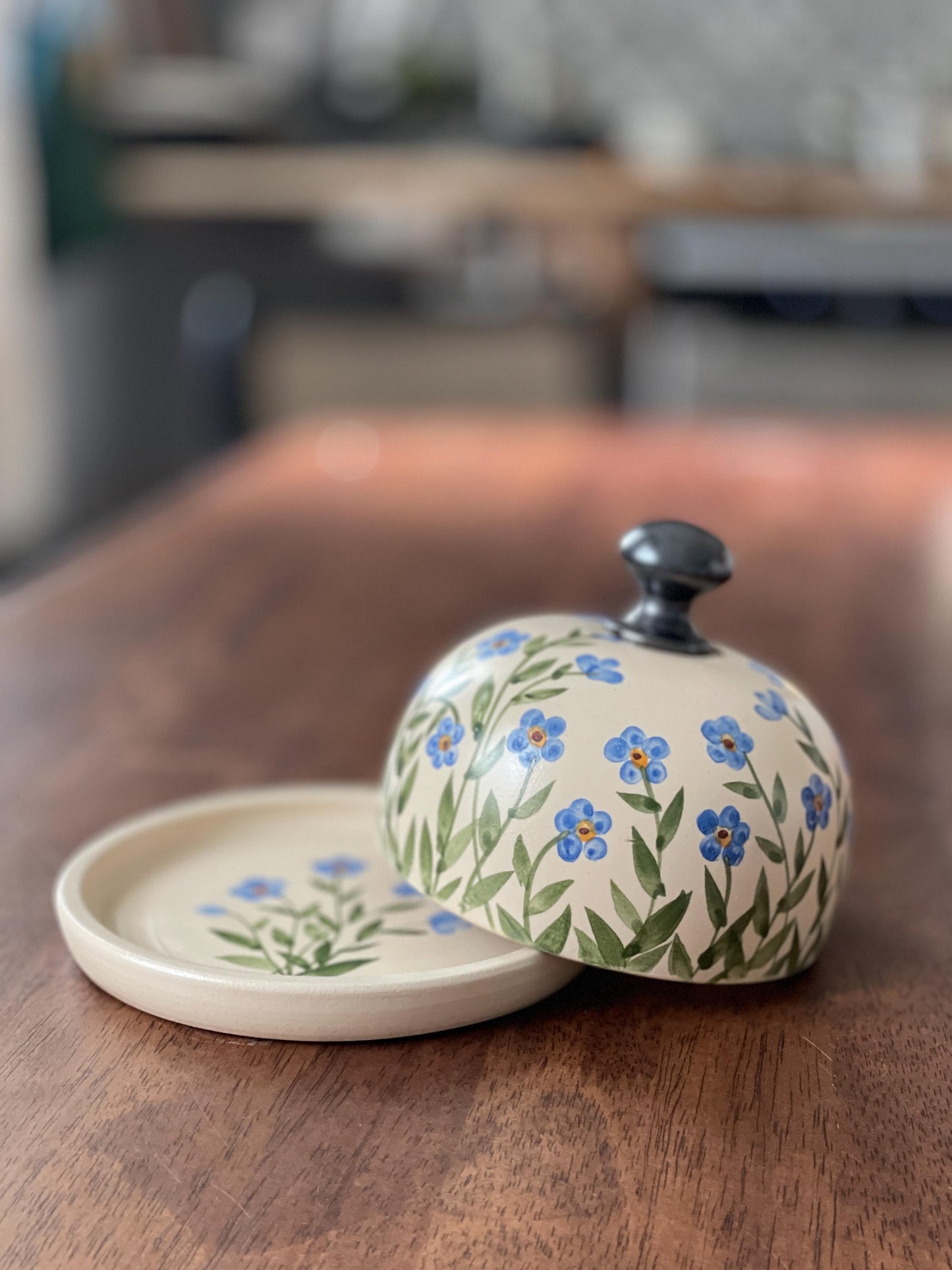 Keramikas sviesta trauks